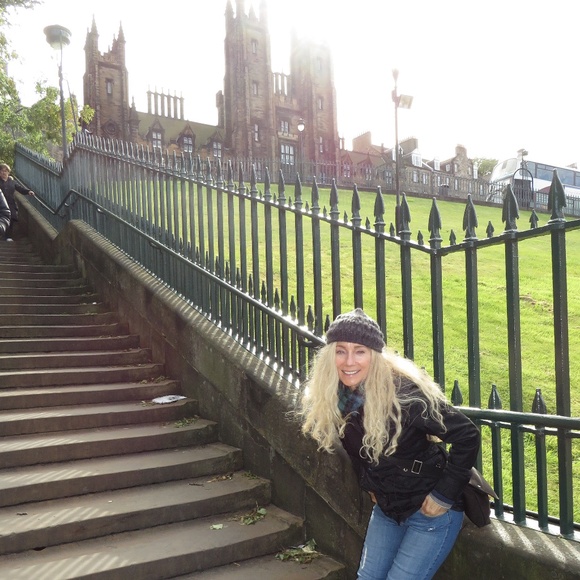 Meet your Posher, Sy - Picture 1 of 1